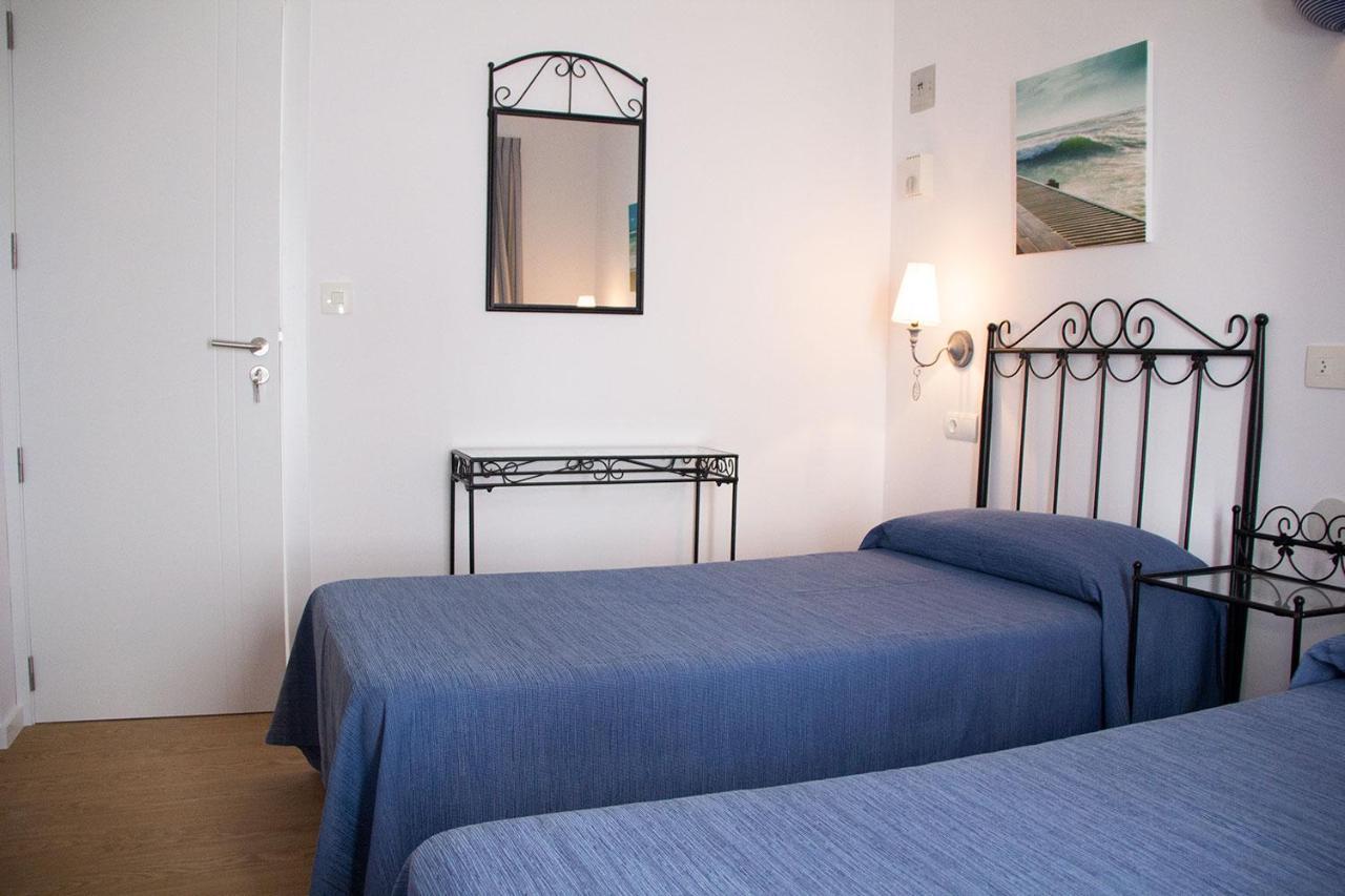 Hostal Alemania Es Pujols Zewnętrze zdjęcie