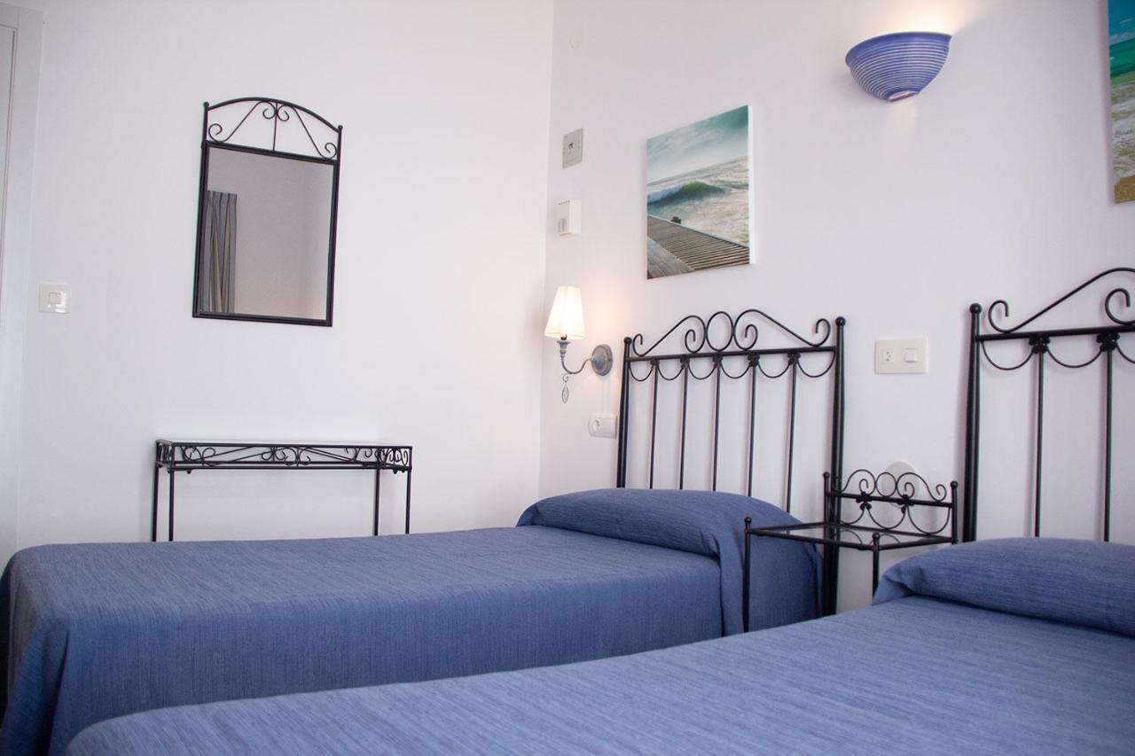 Hostal Alemania Es Pujols Zewnętrze zdjęcie